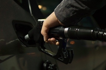 Названы крымские АЗС на которых не стоит покупать топливо