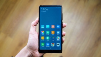 Xiaomi заменит часть приложений MIUI аналогами от Google