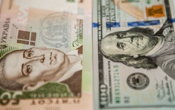 Курс доллара начал расти на межбанке