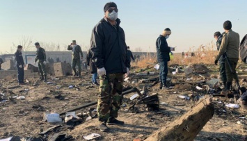 Украина будет добиваться максимально открытого расследования авиакатастрофы в Иране
