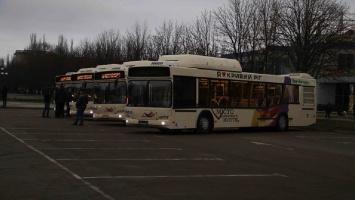 В Кривом Роге запустили новый автобусный маршрут, но мешают маршрутки