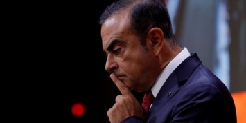 Экс-глава Renault-Nissan отрицает все обвинения