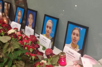 Ужасное горе: в сети выложили ФОТО супруга погибшей стюардессы МАУ в аэропорту Борисполь