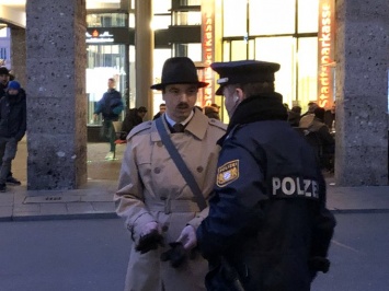 Полиция поймала в Мюнхине двойника Гитлера (фото)
