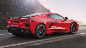 Два сотрудника GM попали в тюрьму после поездки на гоночном Chevy Corvette C8S