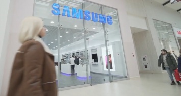 Сильные независимые женщины будут в восторге: Samsung выпустила робота-компаньона для дома