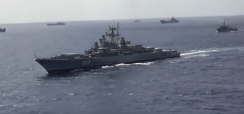 Появилась видео ЧП с кораблем Путина и эсминцем США
