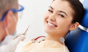 Как выбрать лучшую стоматологическую клинику для лечения зубов