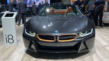 Устаревший спортгибрид BMW i8 уйдет в историю уже весной