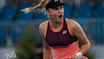 Ястремская обыграла Векич и вышла в полуфинал турнира WTA в Аделаиде