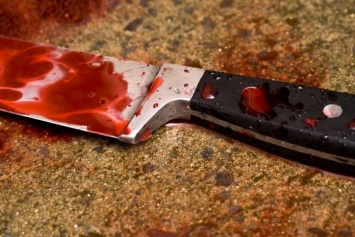В Павлограде на мужчину напали с ножом