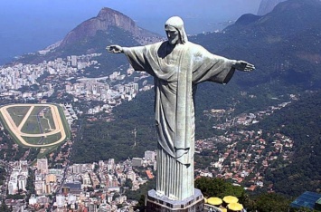 Над Бразилией простерлась «рука Бога». ФОТО
