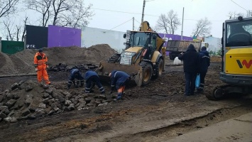 Брусчатку со спуска Маринеско передают на хранение в КП «Городские дороги»