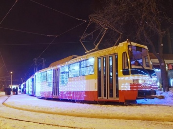 В сторону пляжей: в ночь на Крещение одесский общественный транспорт будет ездить до часу ночи