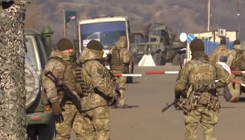 Конец войны на Донбассе: Украина открывает "границу" с оккупированным Донбассом