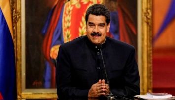 Мадуро заявил, что венесуэльцы массово переходят из католицизма в евангелизм