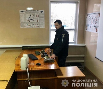 Николаевских полицейских учили правилам обращения с взрывоопасными устройствами, - ФОТО