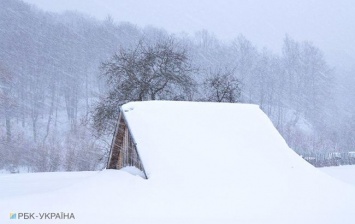 В Карпатах высота снежного покрова составляет до почти 30 см