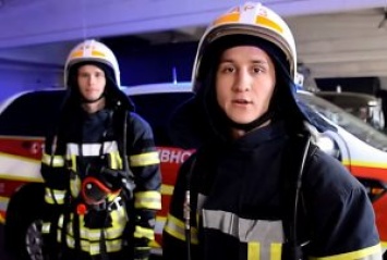 Николаевские спасатели ответили на вызов приняли участие в международном челлендже (ВИДЕО)