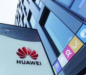 Аналитик не верит в успех попытки Huawei создать альтернативу Google Play Store