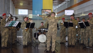В аэропорту Днипра состоялся концерт-реквием в память о героях обороны ДАП