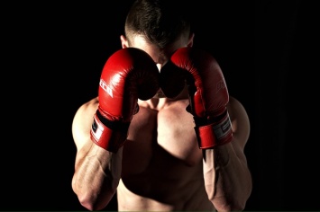 В Симферополе определили сильнейших боксеров среди юниоров