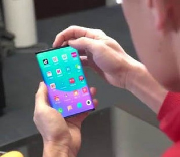 Xiaomi запатентовала смартфон-раскладушку