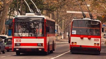 В Николаеве на ПГУ оборвало контактную сеть троллейбуса: движение на Северный заблокировано