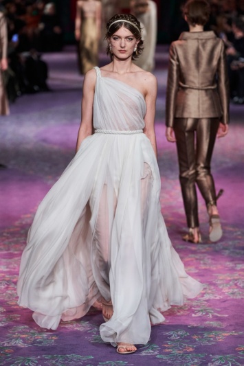 И бог создал женщину: Christian Dior Couture весна-лето 2020