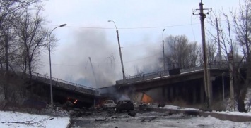 ''Чтоб злые б*ндеры не приехали'': в Донецке показали, как сейчас выглядит взорванный в 2015 году Путиловский мост