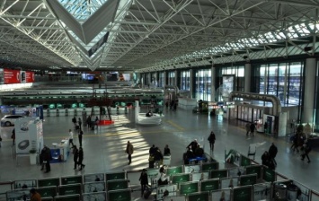 В римском аэропорту усиливают меры безопасности из-за неизвестного китайского коронавируса