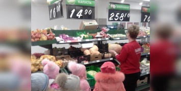 В Тверской области воспитанников детсада сводили на экскурсию в продуктовый магазин