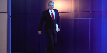 Путин осмотрел новую поликлинику в Усмани