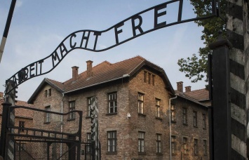 75-лет со дня освобождения "Освенцима": выжившие делятся воспоминаниями (видео)