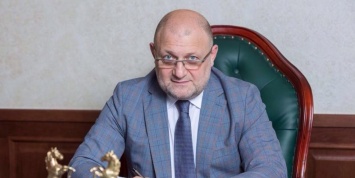 Чеченский министр поддержал практику лечения гомосексуалистов чтением Корана