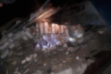 На Харьковщине обрушилось здание: одного мужчину раздавило насмерть, - ФОТО 18+