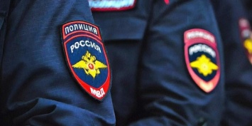 В Самарской области полицейские заставили горожанина нарвать конопли и завели против него дело