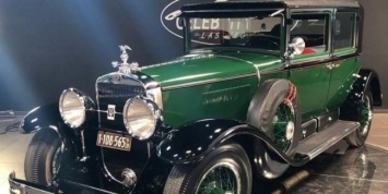 90-летний бронированный Cadillac Аль Капоне продают за миллион долларов