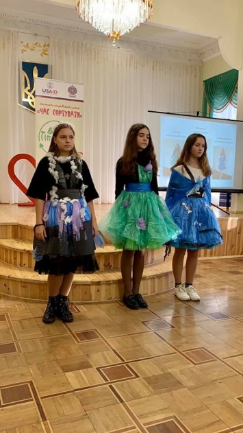 Время сортировать: в Одессе проходит заключительный этап школьного экопроекта