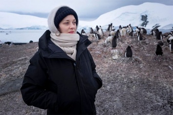 Марион Котийяр отправилась с экспедицией в Антарктиду