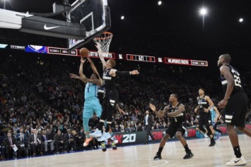 Состоялся первый в истории матч НБА в Париже