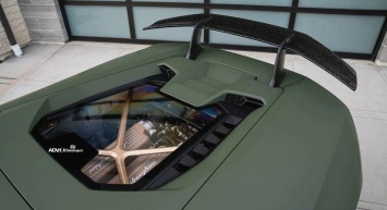Посмотрите, как круто выглядит "военизированный" суперкар Lamborghini (ФОТО)