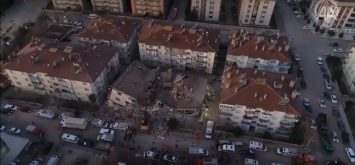 Мощное землетрясение прокатилось по Турции, 29 погибших