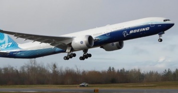 Boeing 777X совершил первый полет