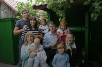 Так сейчас выглядят дети Ющенко, которых украинцы помнят малышами