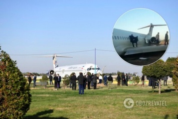 Паника и молитвы: появилось видео эвакуации из самолета, попавшего в ЧП в Иране