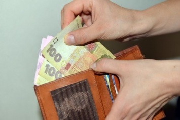 Компенсация за задержки зарплат и пенсий: законопроект передали в Раду