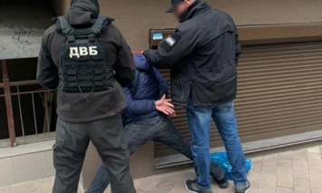 Правоохранители задержали боевика "ДНР", который стрелял в полицейских в Киеве
