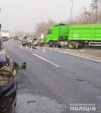 Стало известно о состоянии пострадавших в масштабном ДТП на трассе Киев-Одесса
