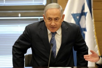 Премьер Израиля пошел под суд